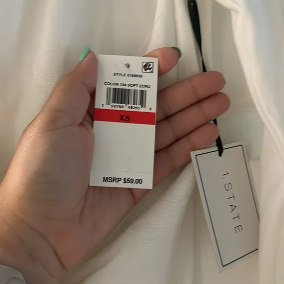 1 state wrap top - Picture 3 of 3